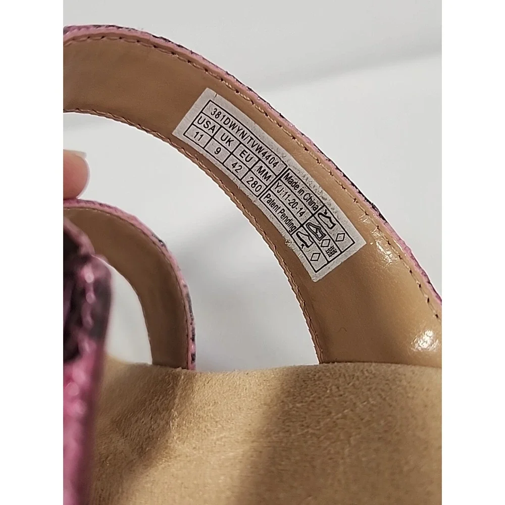 Vionic Dwyn Pink Snake Skin Print 3-strap‎ Wedge Sandals Women Size 11 381DWYN